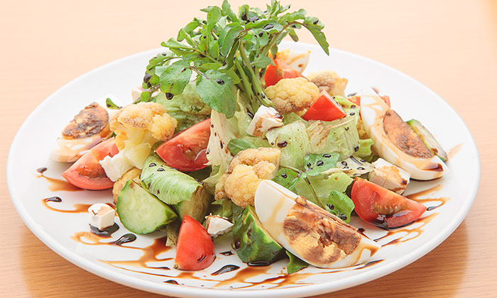 彩り野菜とクリームチーズのメリメロサラダのレシピ（作り方）