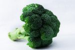 ブロッコリーを美味しく食べる「切り方・洗い方・茹で方」
