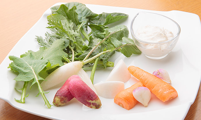 サラダかぶ・野菜スティック・豆腐のシーザーサラダのレシピ(作り方)