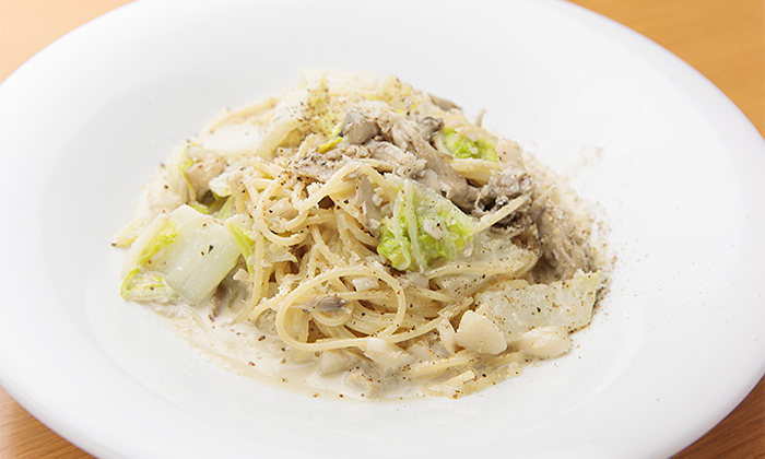 鱈と白菜、まいたけの味噌クリームパスタのレシピ