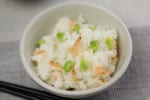 【とにかく簡単】食欲をそそるお手軽メニュー「枝豆と桜海老の混ぜごはん」