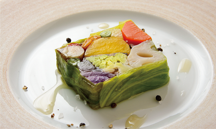 季節の味が詰まった「冬野菜のゼリー寄せ」