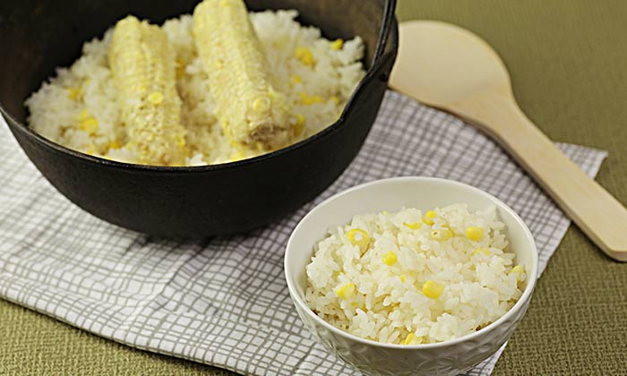 甘みたっぷりの「とうもろこしごはん」